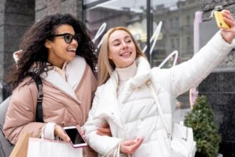 Fashionisk.com: How to Stay Ahead in the Online Fashion Industry