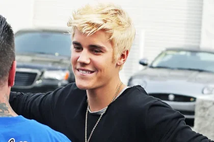 blonde male pop stars