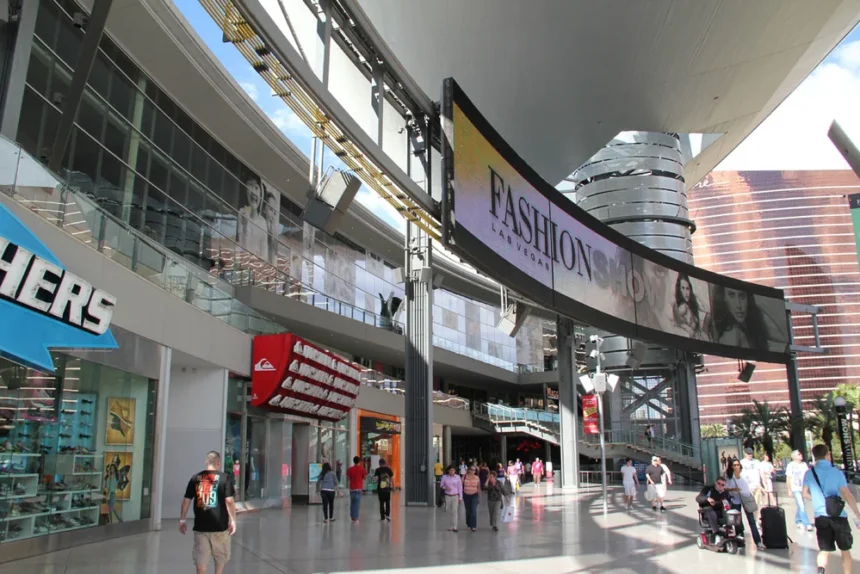 fashion show mall stores