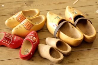 Clogs