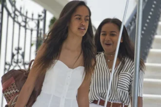 Sasha Obama Height